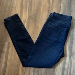 Universal Standard Skinny Jeans